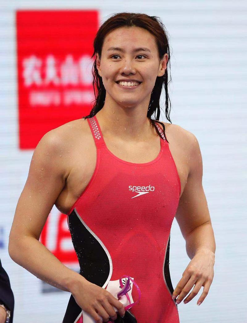 游泳刘湘运动员图片