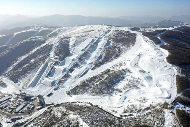 位于河北张家口的云顶滑雪公园