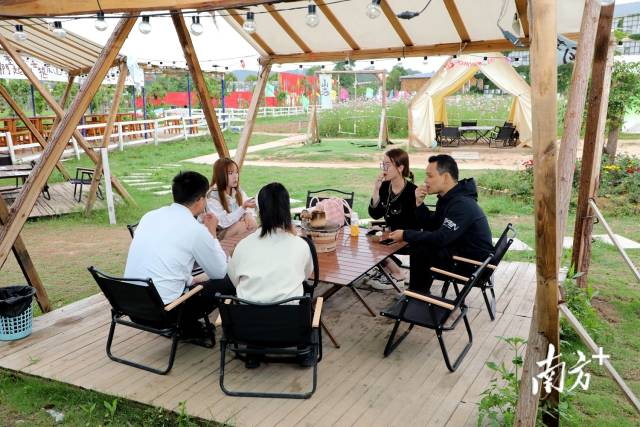 球迷除了在观赛之外，还可以打卡五华其他文旅景点，品尝地道美食。受访者供图